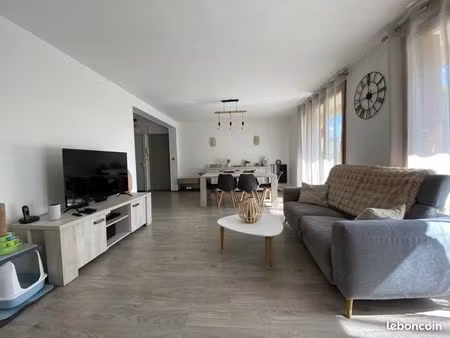 appartement 5 pièces 84 m²