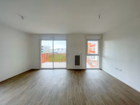 location meublée appartement 3 pièces 62.49 m² à les ponts-de-ce (49130)  755 €