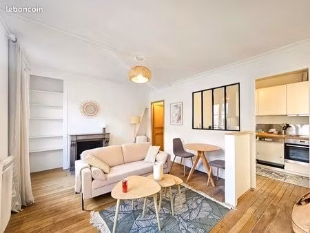 t2 entièrement meublé – 36 m² – écusson – cœur de montpellier