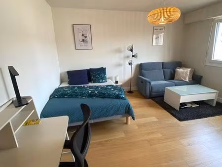 studio meublé