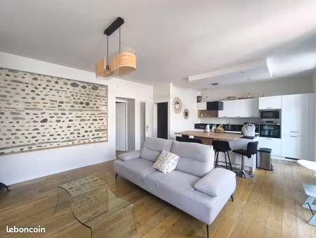 appartement 4 pièces 90 m²