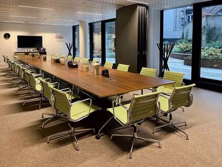 bureaux à louer à sinter-goedeleplein 14 bruxelles (vwd18251)