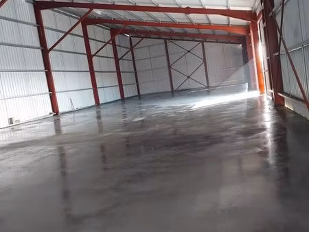 local 800 m² chemille en anjou