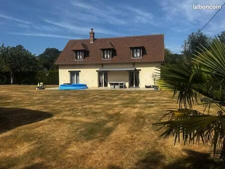 maison spacieuse avec annexe indépendante à fort potentiel
