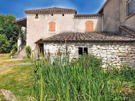 vente maison 4 pièces 121 m² lauzerte (82110)
