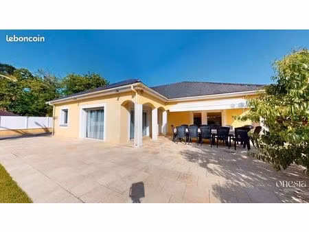 maison 6 pièces 158 m²