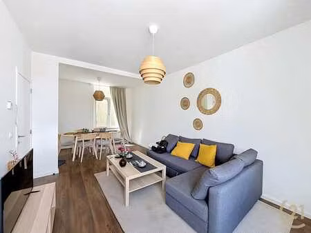 duplex 2 ch situé à anderlecht