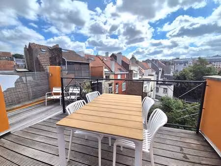 flagey : penthouse-duplex 1ch + bureau & terrasse