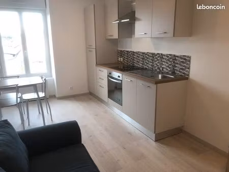 appartement centre noyant-villages
