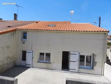 appartement 2 ch  rdc  58 m²