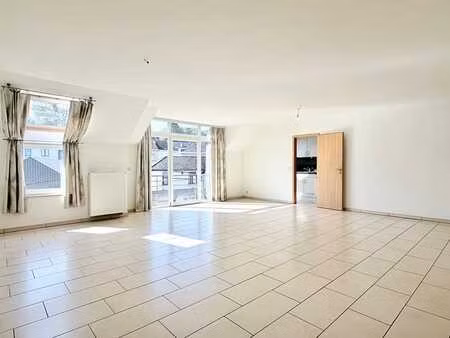 ? appartement 3 chambres – 150 m² – terrasse – garage doubl