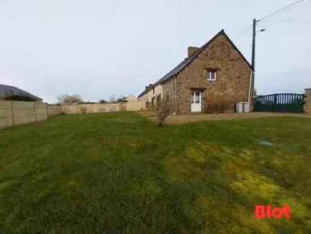 vente longère et corps de ferme à hirel (35120) : à vendre / 80m² hirel