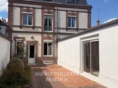 maison de ville 8 pièces 159 m²