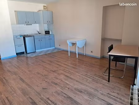 loue studio 33m2