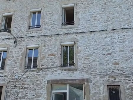 bureau 46 m²