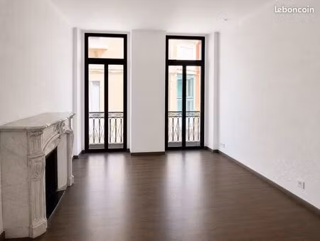 cabinet professionnel / bureau – 28 m² – hyper-centre de perpignan
