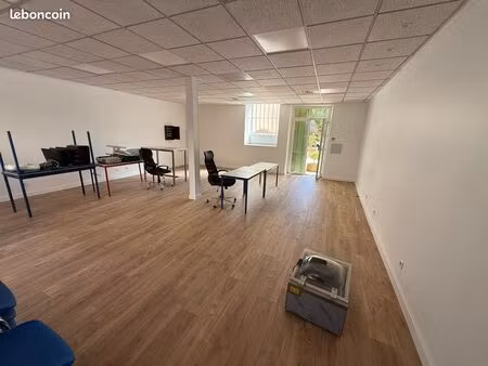 local commercial 55m2