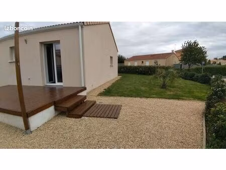 location maison plein pied à geste