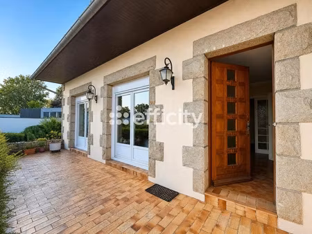 maison 7 pièces - 170 m²
