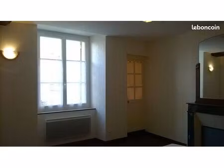 appartement rénové angers centre quartier office de tourisme château
