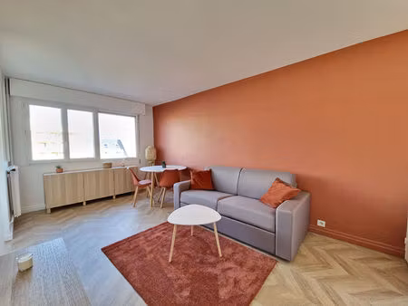 appartement meublé courbevoie 'bécon/pont de levallois'