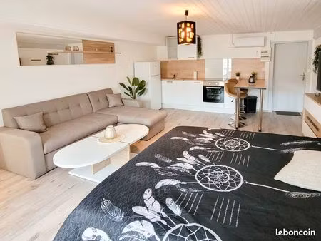 superbe studio meublé calme et lumineux