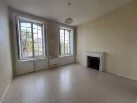 location appartement 2 pièces à nantes centre ville (44000) : à louer 2 pièces / 40m² nant
