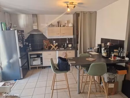 appartement t3 avec terrasse