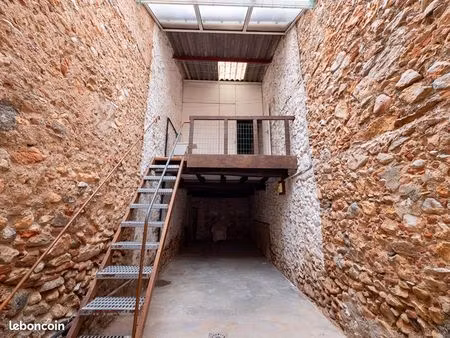 grange 2 pièces 36 m²