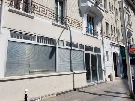 local commercial de 92 m² rue de colombes
