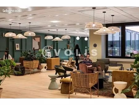 bureaux 445 m²