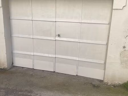 box de stockage à louer