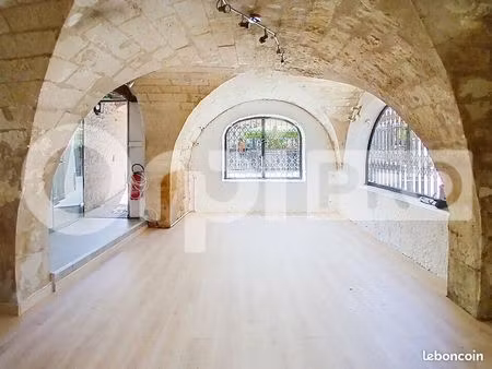 local commercial 30 m²