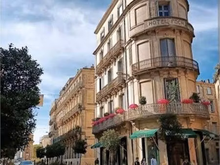 murs commerciaux + fonds – boutique d’angle montpellier écusson / rue foch