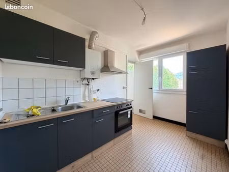 t4 lumineux 67 m² - 3 chambres - grand balcon