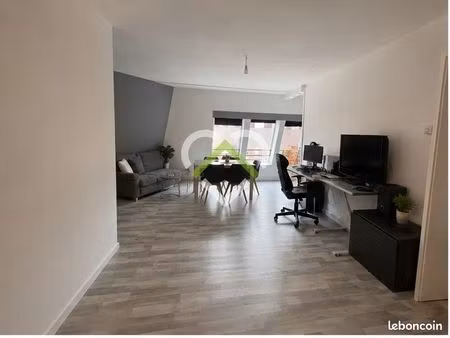 appartement 1 pièce 50 m²