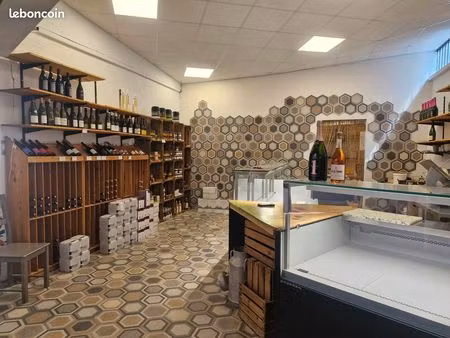 a vendre  fond de commerce et mur local commercial  61m2  montpellier  (colline d'estanove