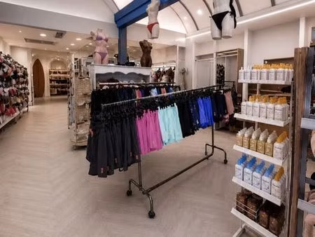fonds de commerce 100 m² mauguio