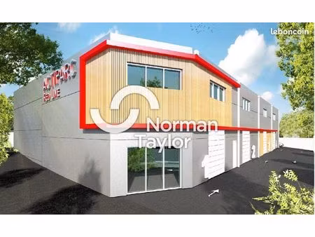 local d'activité 1 326 m²