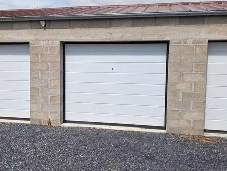 garage ou local de stockage
