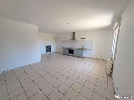 spacieux t3 avec garage