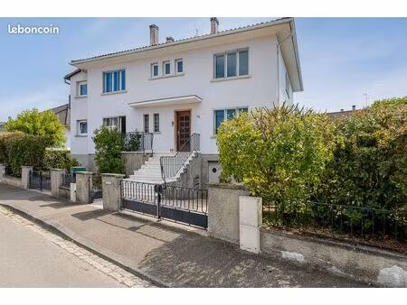 strasbourg – immeuble 213m² – 2 appartements –bi famille– – libre – investissement locatif