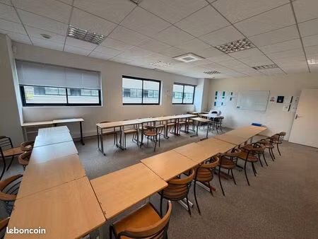 bureaux 220 m²