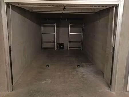 parking/box