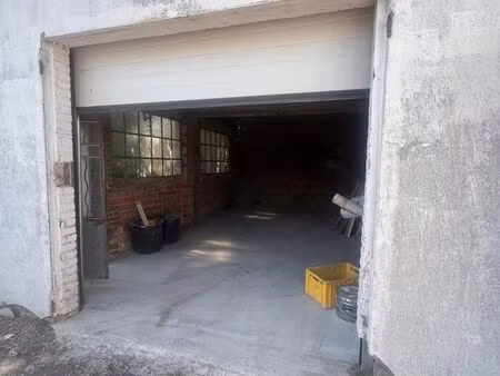local de stockage a louer