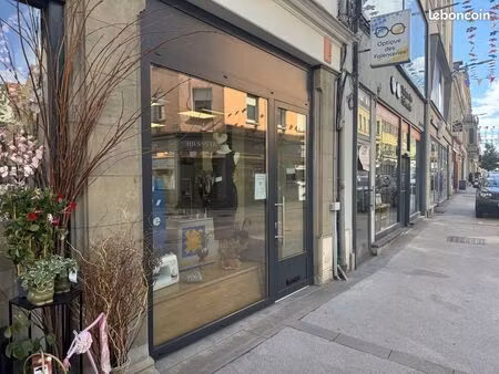 local commercial 90 m² sarreguemines