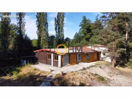 maison 6 pièces 130 m²