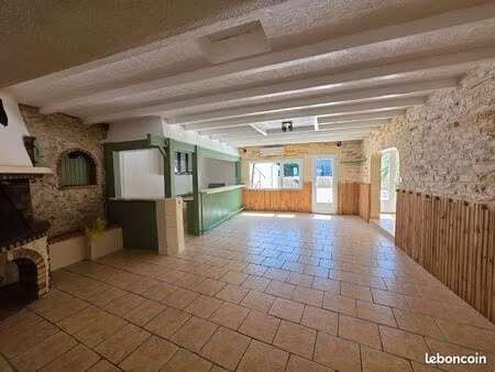 maison de ville à louer