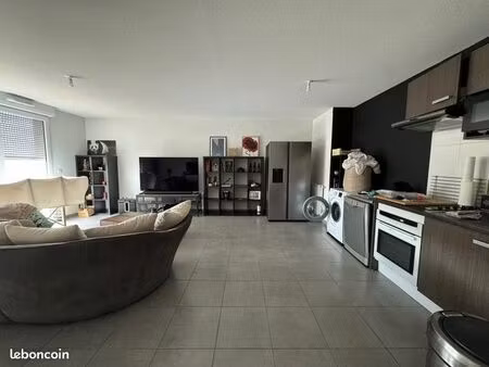 bel appartement t3