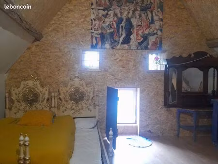 location studio meublé